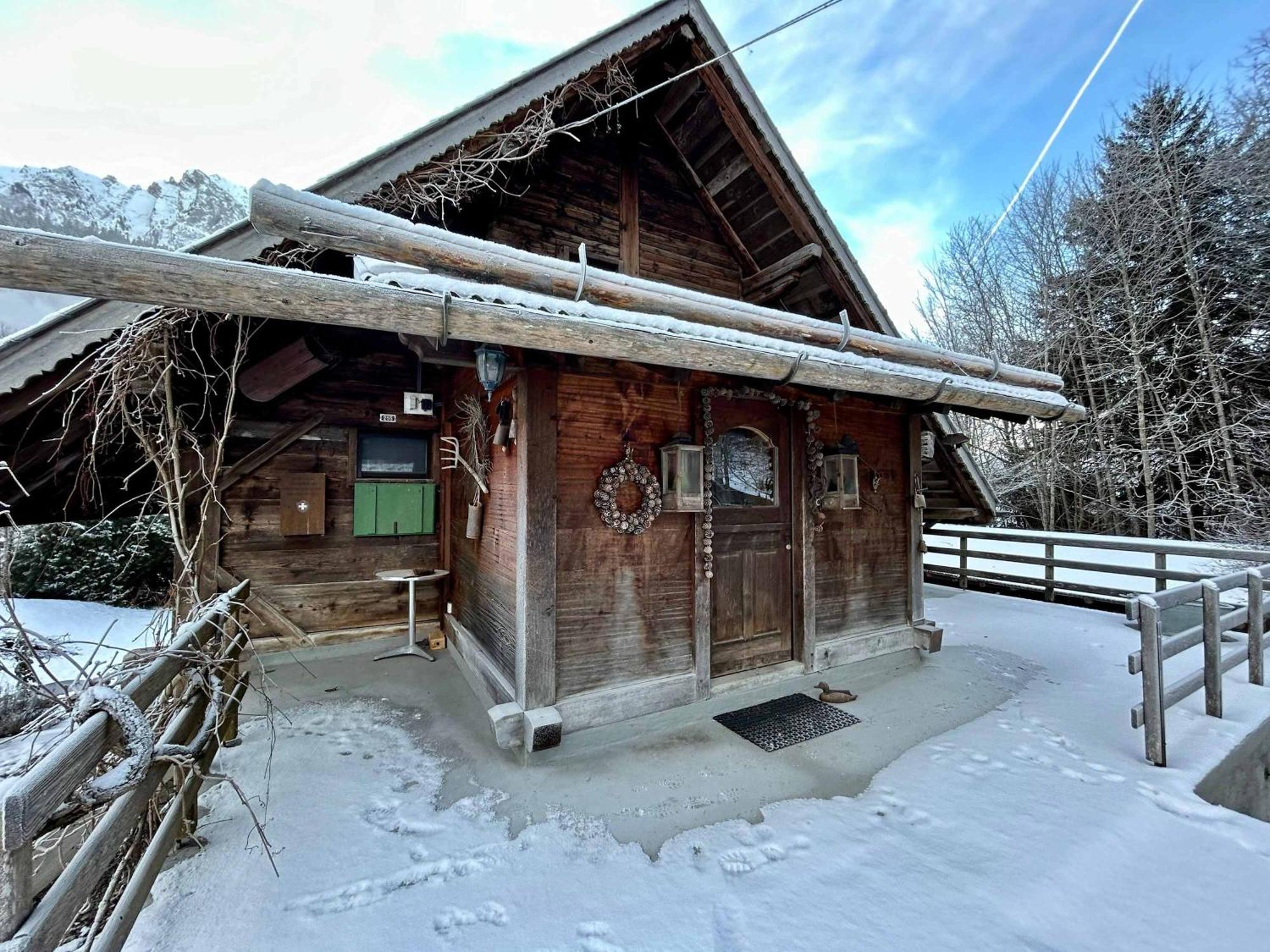 Rougemont Hideaway Chalet By The River Villa Exterior photo